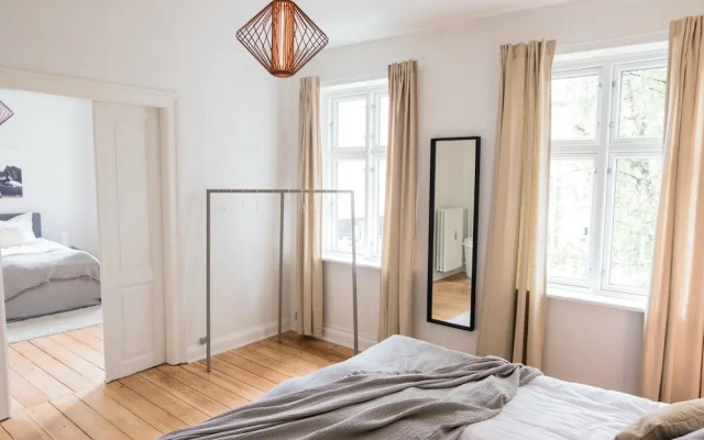 Beautiful 2-bed in Great Location