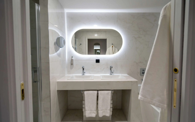 Hôtel Restaurant Le Regina