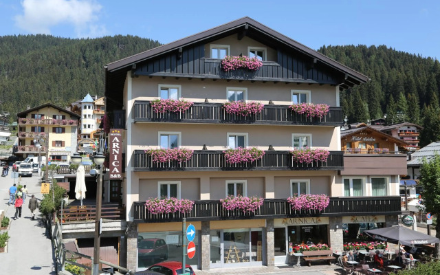 Hotel Arnica