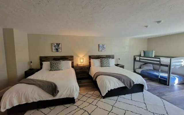 Gunstock Inn & Suites