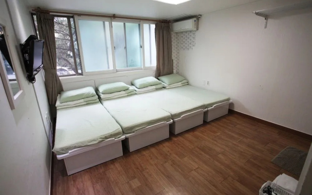G-star Guesthouse