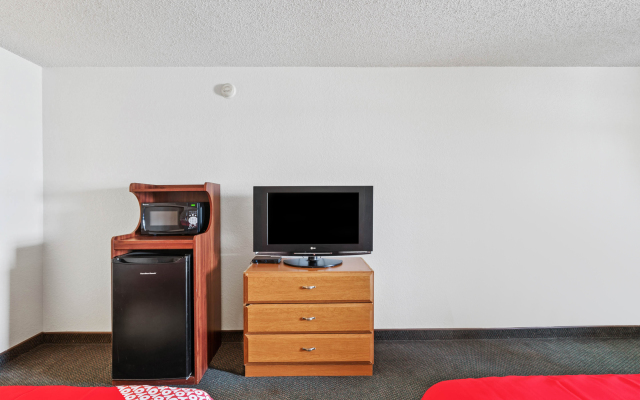 OYO Hotel Junction TX I-10