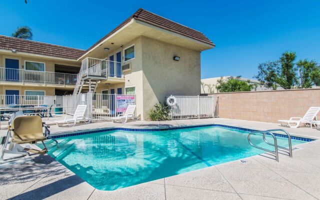 Motel 6 Ontario, CA - Airport