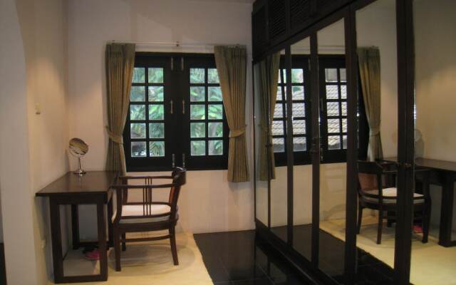 Surin Springs Villa 8 by PIPS