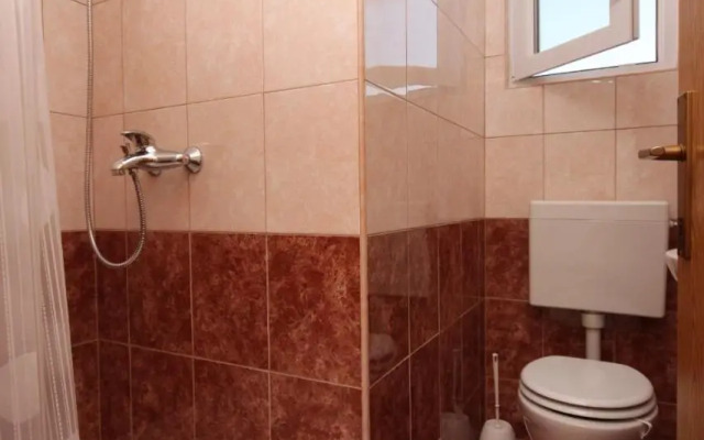 Apartments and rooms with parking space Gradac, Makarska - 6819