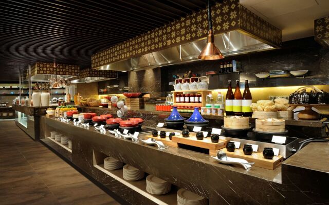 Hilton Bangalore Embassy GolfLinks