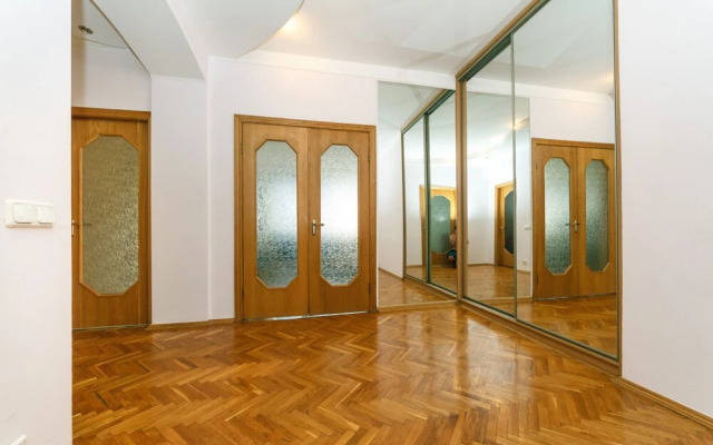 4-room apartment near the Olympic Stadium