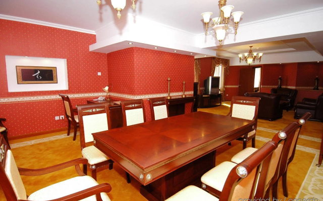 Kempinski Hotel Khan Palace