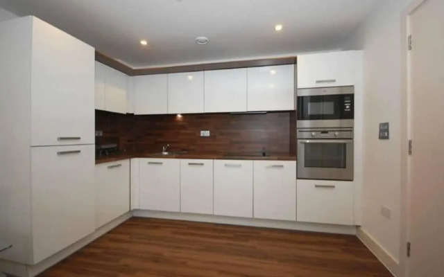 Lovely Luxury 1-bed Apartment in Wembley