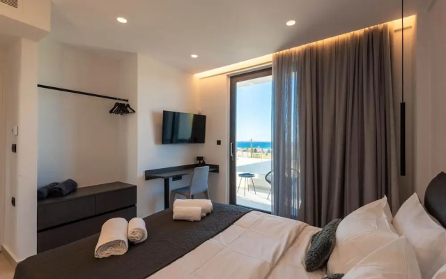 Aethra Deluxe Villa With Pool 700m From Beach