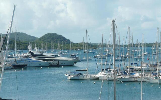 APPARTEMENT T 4 vue SUR MER