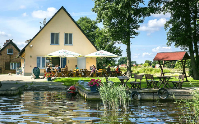 Apartment on the Fischerhof, Vipperow