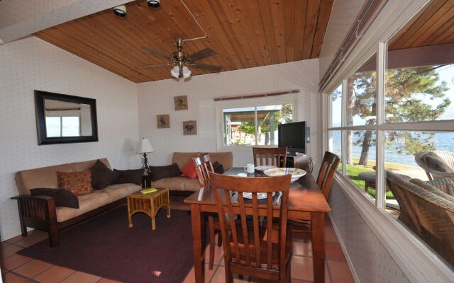 Seclusion Bay Resort