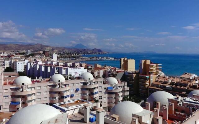 Hotel La Familia Gallo Rojo