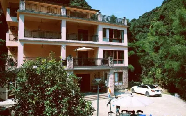 Longmen Nankunshan Yuanshang Homestay