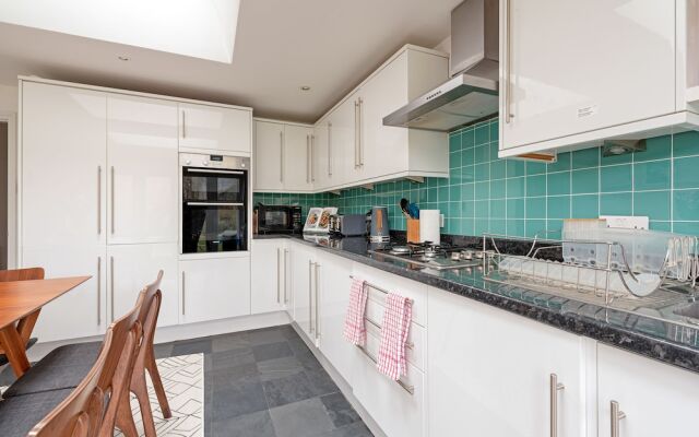 The Osney Island Way - Spacious & Bright 3bdr Home With Garden