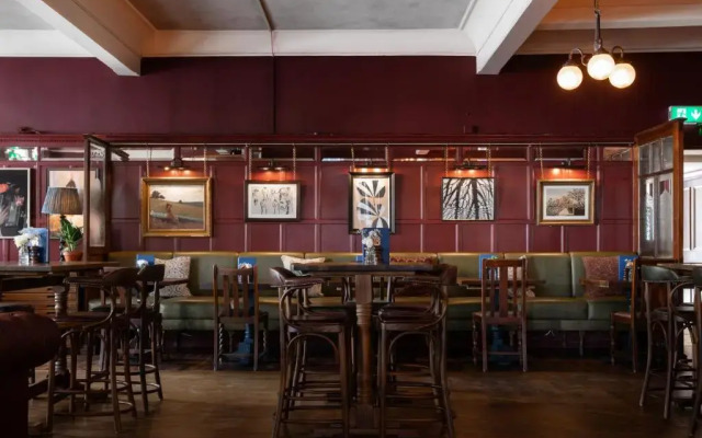 Brewers Inn Hotel