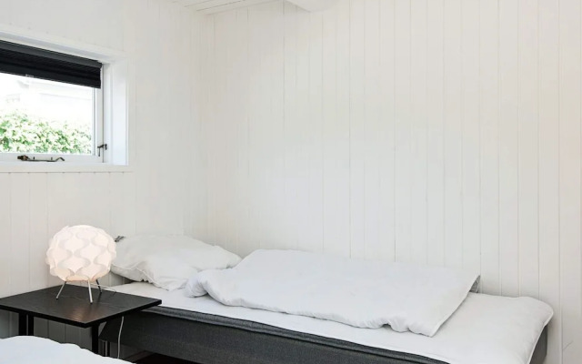 6 Person Holiday Home in Ebeltoft