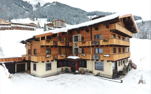 Bike & Ski Hotel Unterellmau