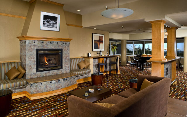 Chaminade Resort & Spa