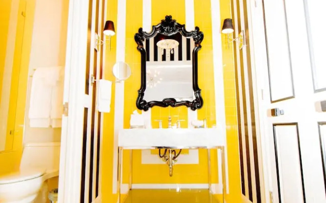 The William Boerne Hotel