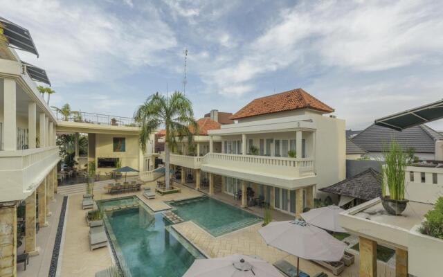 Bali Court Hotel and Apartments