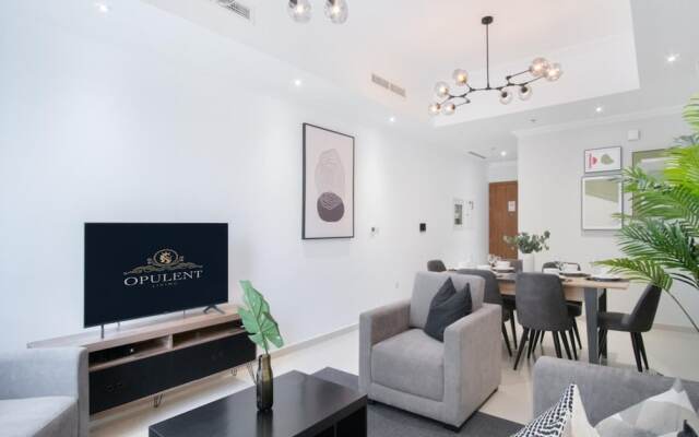 Vibrant 2BR By Burj Khalifa Gym/pool by Belvilla