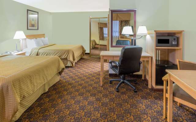 Super 8 By Wyndham Monteagle Tn