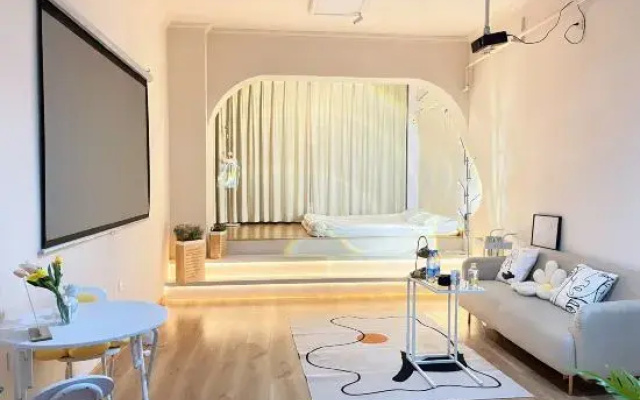 Hello·Quanwu Smart Homestay (Heze University Town)