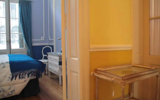 Petit Hotel El Vitraux