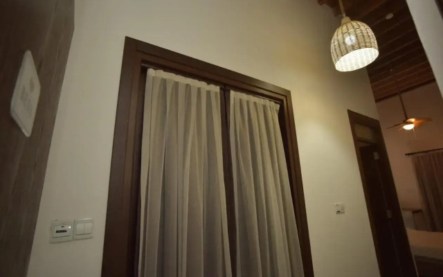 Old Stone Boutique Hotel