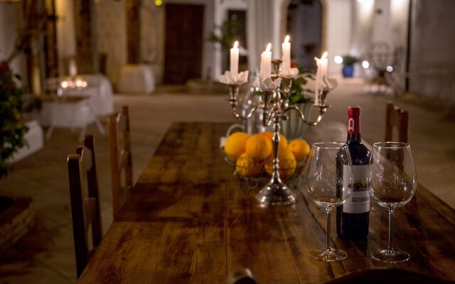 Hotel Rancho Los Lobos