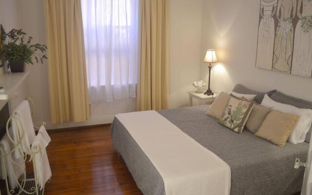 Westbury Cottage B & B