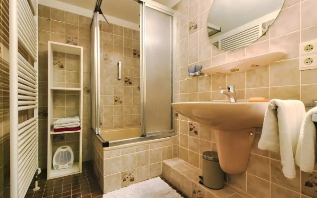 Room-double Room Apple Blossom