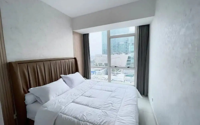 Staycation Jakarta Kensington Royal