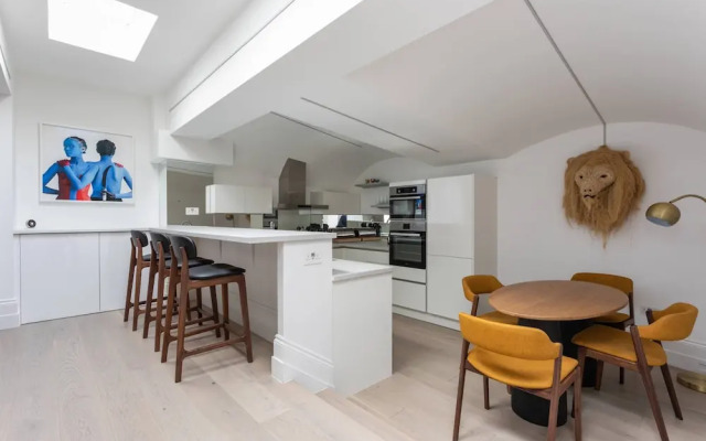 Winchester Street III by Onefinestay