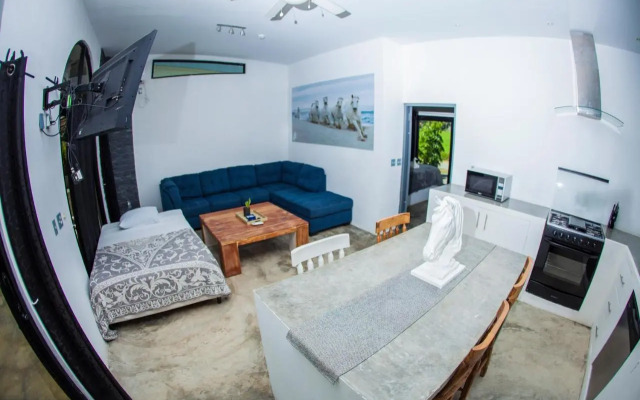 Show Pony Beach Resort and Suites