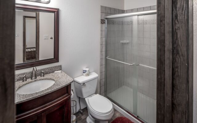 Cabo 2 - Three Bedroom Cabin