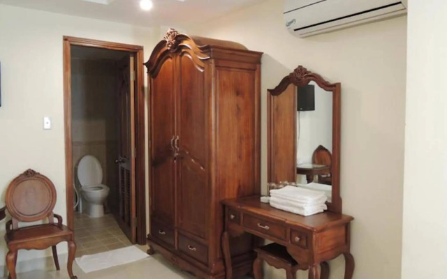 Golden View Hotel Saigon
