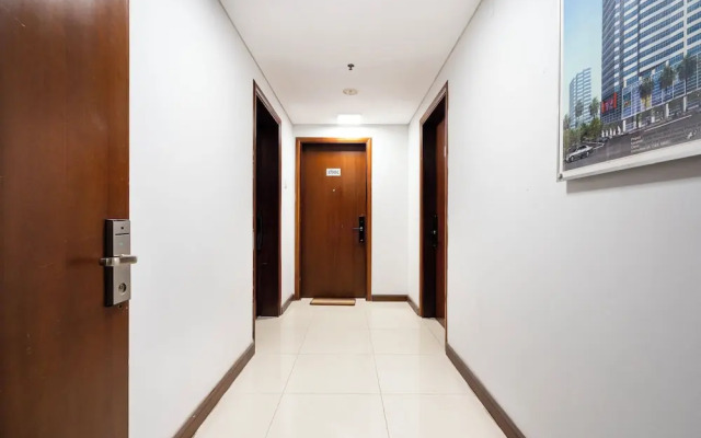 Night Life Lancaster 1br GymBarJapTown