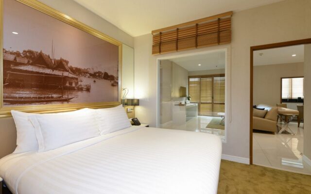Grande Centre Point Ploenchit Hotel