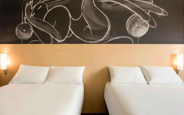 Ibis Culiacan