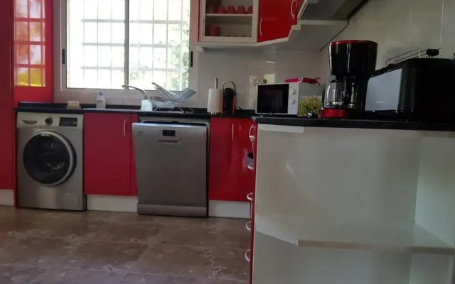 Casa Fragata con Jardin y Vista Mar - 102D