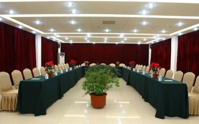 Binjiang Resort Center