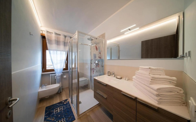 Blue Moon - Via Parigi Apartments