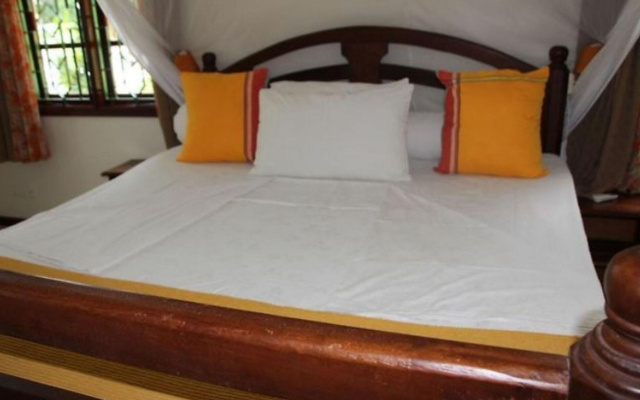 Niro Beach House-Kusyombunguo Hotels Ltd