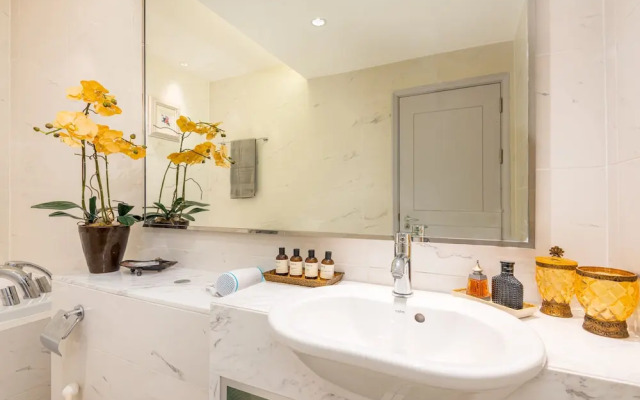 Serviced 1 Bed Panoramic Skyvillas