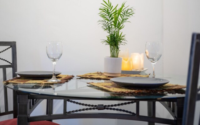 The Mews, With Free Private Parking, Windermere