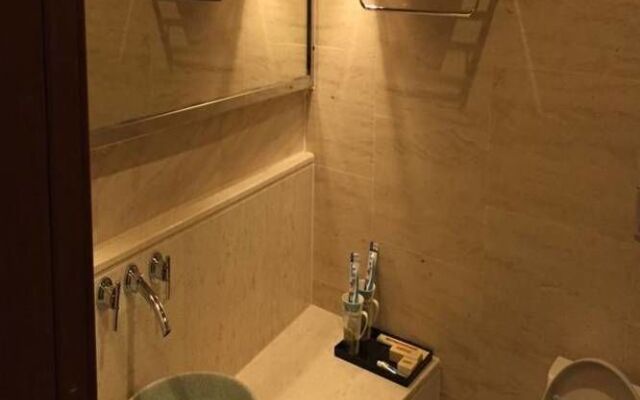 Linyi Pattaya Hotel