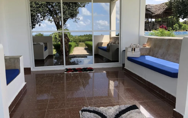 Sea Front Mafia Lodge